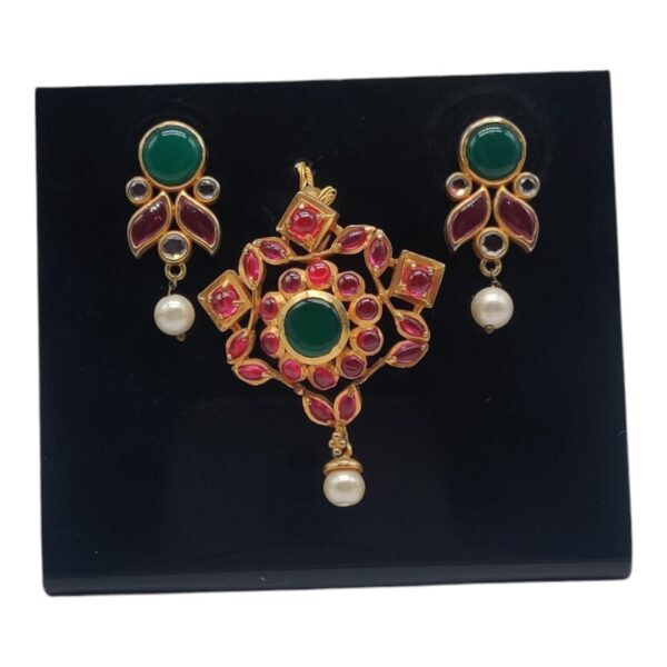 Golden Pendants 11