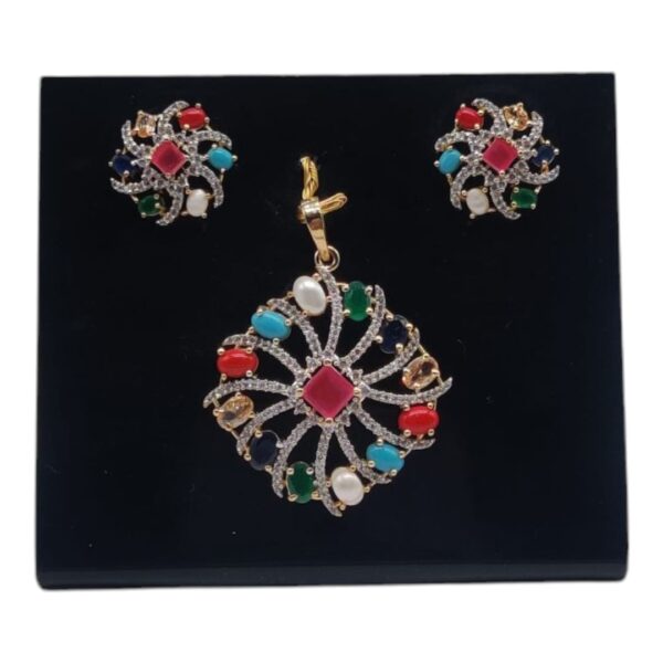 Golden Pendants 34