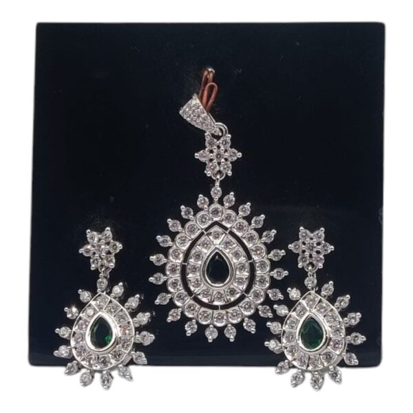 Diamond Pendants 10