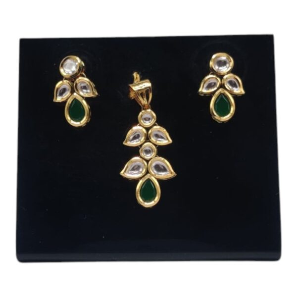 Golden Pendants 9